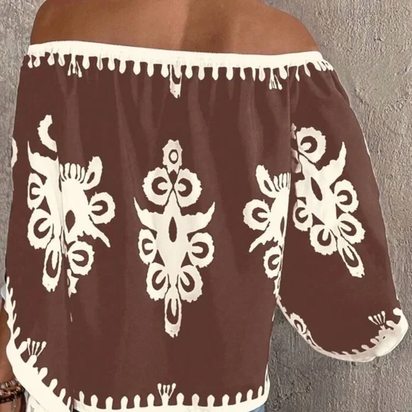 Brown and White Off-Shoulder Women's Top last one - Picture 3 of 4